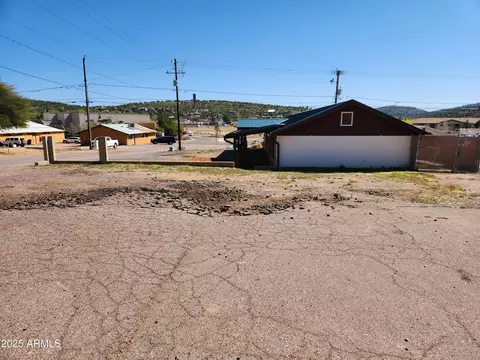 Exterior - 704 S Meadow St, Payson, AZ 85541 photo 12 of 17