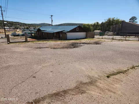 Exterior - 704 S Meadow St, Payson, AZ 85541 photo 11 of 17