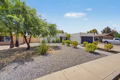 Exterior - 2425 E Inverness Ave, Mesa, AZ 85204 photo 6 of 10