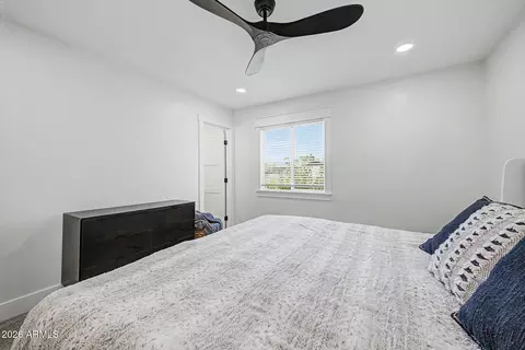 Bedroom - 2425 E Inverness Ave, Mesa, AZ 85204 photo 6 of 7