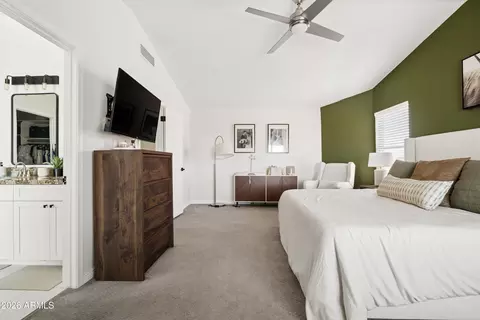 Bedroom - 4323 E Lone Cactus Dr, Phoenix, AZ 85050 photo 2 of 3