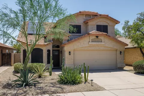 Exterior - 4323 E Lone Cactus Dr, Phoenix, AZ 85050 photo 2 of 6