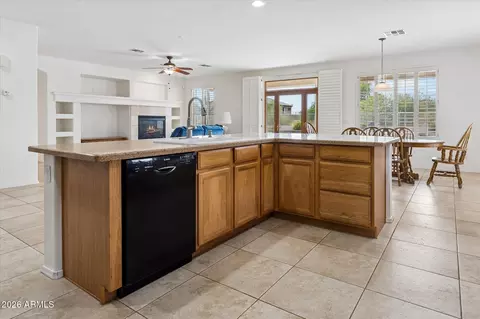 Kitchen - 8120 E Kramer St, Mesa, AZ 85207 photo 4 of 5