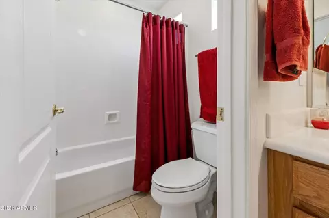 Bath - 8120 E Kramer St, Mesa, AZ 85207 photo 6 of 6