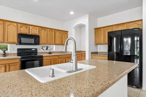 Kitchen - 8120 E Kramer St, Mesa, AZ 85207 photo 2 of 5