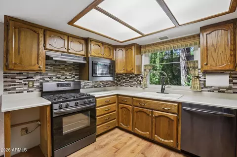 Kitchen - 193 E Saddle Mountain Rd, Payson, AZ 85541 photo 1 of 4