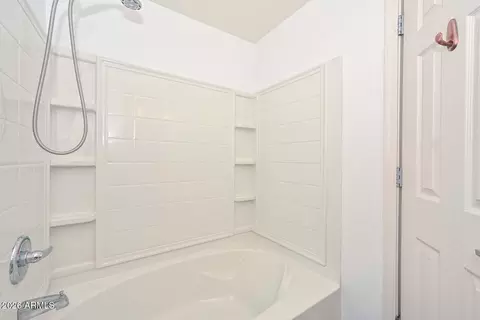 Bath - 1920 E Bell Rd #1130, Phoenix, AZ 85022 photo 5 of 7