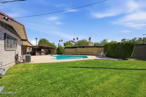 Exterior - 337 E Geneva Dr, Tempe, AZ 85282 photo 3 of 16