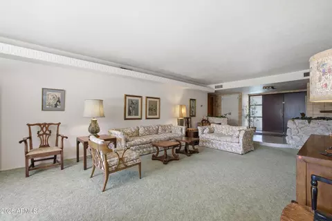 Living - 337 E Geneva Dr, Tempe, AZ 85282 photo 3 of 4