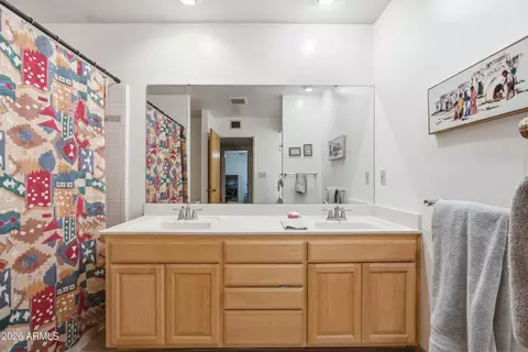 Bath - 337 E Geneva Dr, Tempe, AZ 85282 photo 1 of 7
