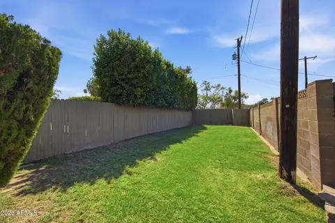Exterior - 337 E Geneva Dr, Tempe, AZ 85282 photo 13 of 16