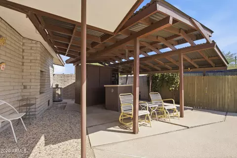 Exterior - 337 E Geneva Dr, Tempe, AZ 85282 photo 9 of 16