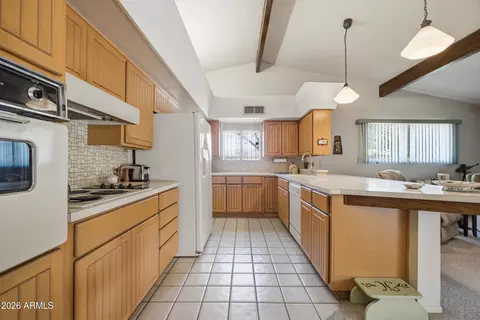 Kitchen - 337 E Geneva Dr, Tempe, AZ 85282 photo 1 of 4