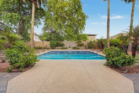 9807 S 43rd Ln, Laveen, AZ 85339