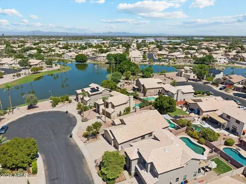 View/Area - 1873 E Chilton Dr, Tempe, AZ 85283 photo 1 of 3