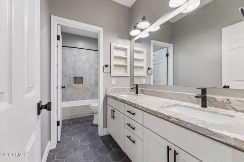 Bath - 1873 E Chilton Dr, Tempe, AZ 85283 photo 1 of 1