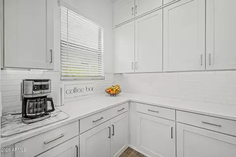 Kitchen - 9707 E Ripple Dr, Mesa, AZ 85212 photo 4 of 4