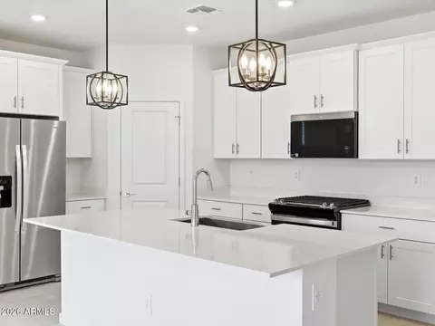 19590 N Barano Cir, Maricopa, AZ 85138