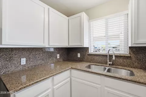 Kitchen - 4138 E Bluefield Ave, Phoenix, AZ 85032 photo 3 of 3