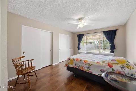 Bedroom - 2111 E Paradise Ln, Phoenix, AZ 85022 photo 4 of 6