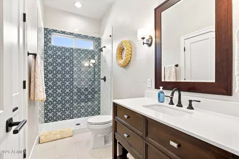 Bath - 7963 E Sugarloaf Cir, Mesa, AZ 85207 photo 6 of 6