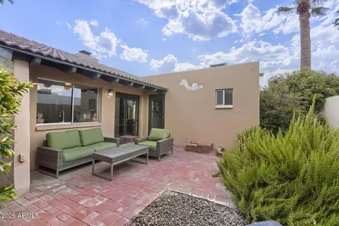 Exterior - 2022 E Balboa Dr, Tempe, AZ 85282 photo 6 of 8