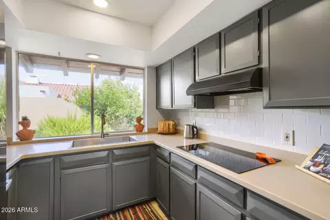 Kitchen - 2022 E Balboa Dr, Tempe, AZ 85282 photo 2 of 3