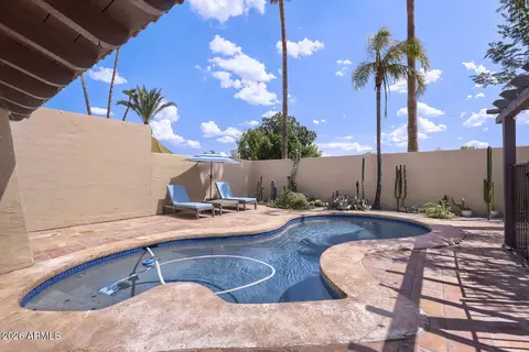 Exterior - 2022 E Balboa Dr, Tempe, AZ 85282 photo 4 of 8