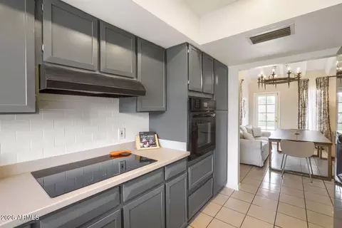 Kitchen - 2022 E Balboa Dr, Tempe, AZ 85282 photo 3 of 3