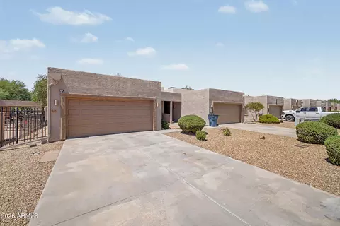 Exterior - 948 S Lawther Dr, Apache Junction, AZ 85120 photo 11 of 14