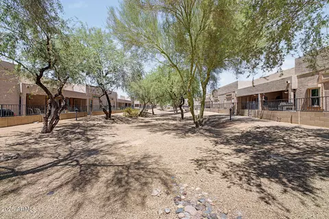 Exterior - 948 S Lawther Dr, Apache Junction, AZ 85120 photo 8 of 14