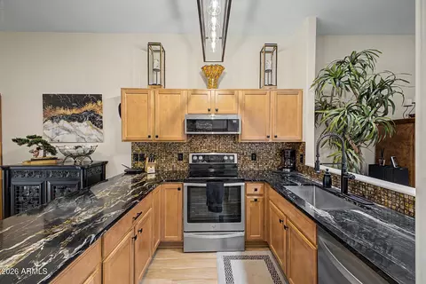 Kitchen - 948 S Lawther Dr, Apache Junction, AZ 85120 photo 1 of 3