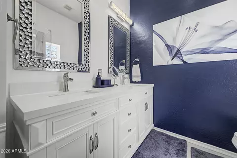 Bath - 948 S Lawther Dr, Apache Junction, AZ 85120 photo 1 of 3