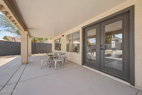 Exterior - 1812 E Sagebrush St, Gilbert, AZ 85296 photo 4 of 8