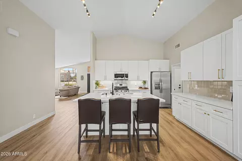 Kitchen - 1812 E Sagebrush St, Gilbert, AZ 85296 photo 3 of 5