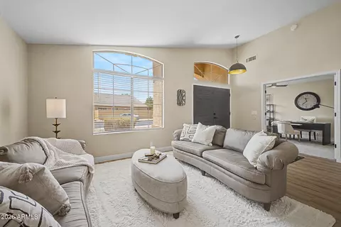 Living - 1812 E Sagebrush St, Gilbert, AZ 85296 photo 1 of 4