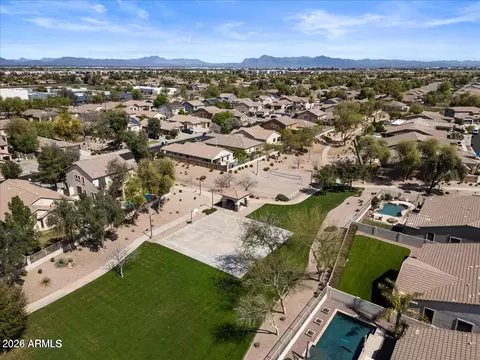 View/Area - 3336 E Joseph Way, Gilbert, AZ 85295 photo 2 of 4
