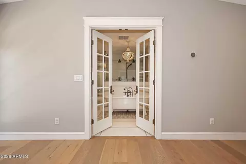 Entry Way - 2230 E Devonshire Ave, Phoenix, AZ 85016 photo 2 of 2