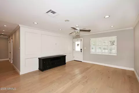 Living - 2230 E Devonshire Ave, Phoenix, AZ 85016 photo 2 of 3