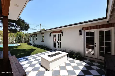 Exterior - 2230 E Devonshire Ave, Phoenix, AZ 85016 photo 7 of 17