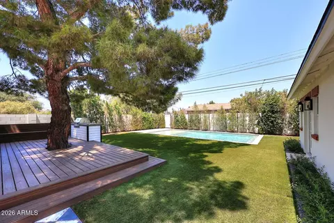 Exterior - 2230 E Devonshire Ave, Phoenix, AZ 85016 photo 8 of 17