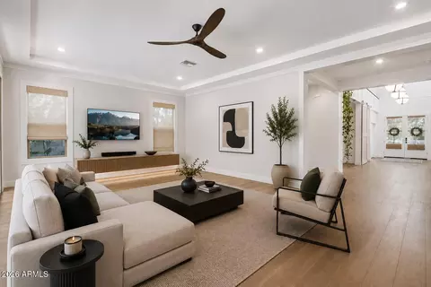 Living - 2968 E Appaloosa Rd, Gilbert, AZ 85296 photo 1 of 5