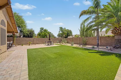 Exterior - 4327 E Tether Trl, Phoenix, AZ 85050 photo 6 of 7