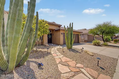 Exterior - 4327 E Tether Trl, Phoenix, AZ 85050 photo 4 of 7