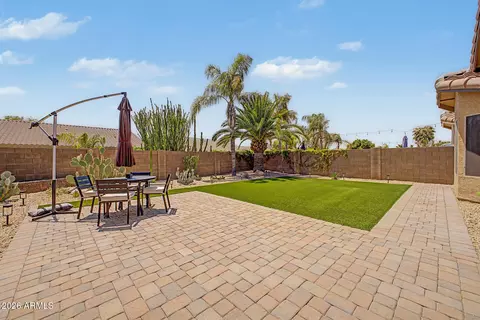 Exterior - 4327 E Tether Trl, Phoenix, AZ 85050 photo 5 of 7