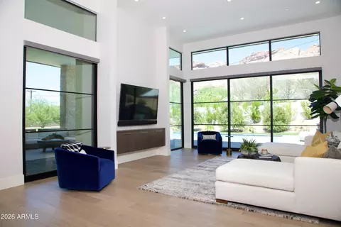 Living - 4822 E Palomino Rd, Phoenix, AZ 85018 photo 3 of 4