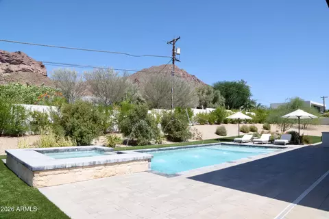 Exterior - 4822 E Palomino Rd, Phoenix, AZ 85018 photo 5 of 8