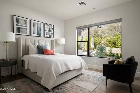 Bedroom - 4822 E Palomino Rd, Phoenix, AZ 85018 photo 3 of 4