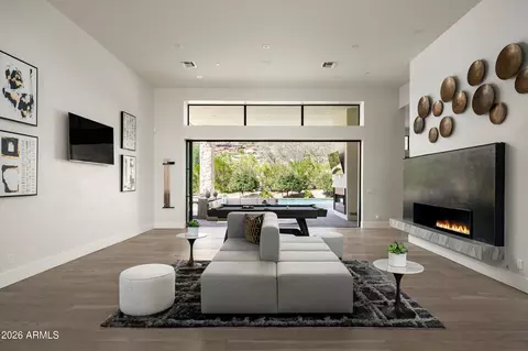 Living - 4822 E Palomino Rd, Phoenix, AZ 85018 photo 2 of 2