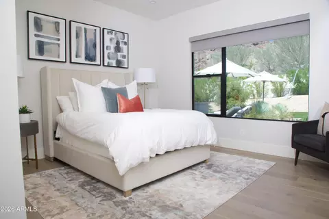 Bedroom - 4822 E Palomino Rd, Phoenix, AZ 85018 photo 4 of 5